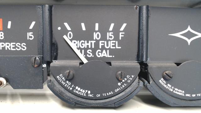 5-90467B Rochester - INSTRUMENT - Fuel gauge right main