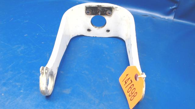 0842000-30 Cessna - YOKE- NOSE GEAR FORK no Block