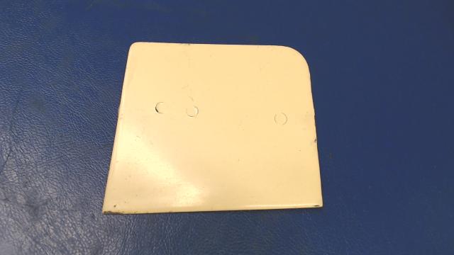 35-105005-14 Beechcraft - COVER DOOR LOWER AFT WING BOLT ACCESS LH