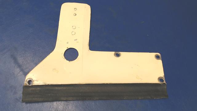 35-105005-9 Beechcraft - COVER DOOR LOWER FORWARD WING BOLT ACCESS RH