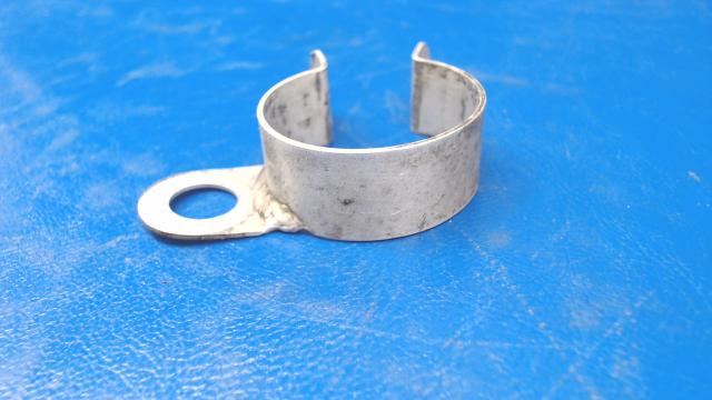 2043039-1 Cessna - CLAMP