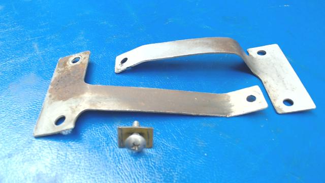 NPN Cessna - FUEL STRAINER BRACKET