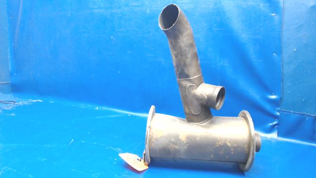 2054000-38 Cessna - MUFFLER WELD-RH ( Damaged See Details )