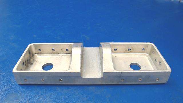 AS IS Cessna - FITTING-NOSE GEAR ACTUATOR Cracked
