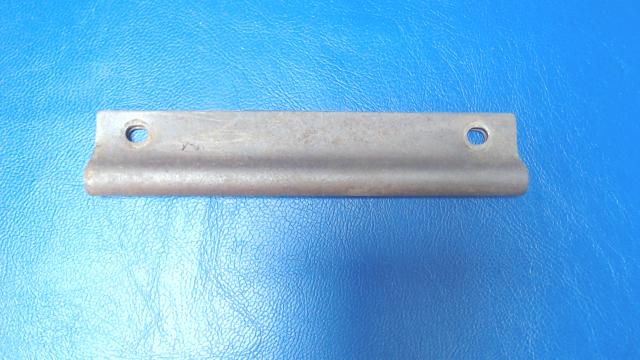 1414087-5 Cessna - Clamp - Sun Visor