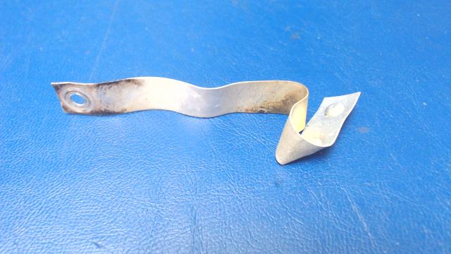 0516006-1 Cessna - STRAP- FUEL TRANSMITTER GROUND