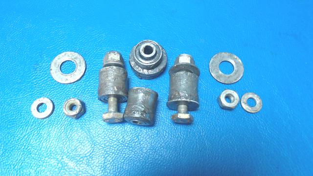 NPN Cessna - ROLLER ASSEMBLY- FLAP ATTACHMENT (SET)