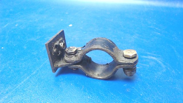 37656-00 Piper - Bracket - Cowl Support