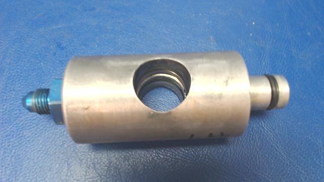 2241113-1 Cessna - Plug - Landing Gear