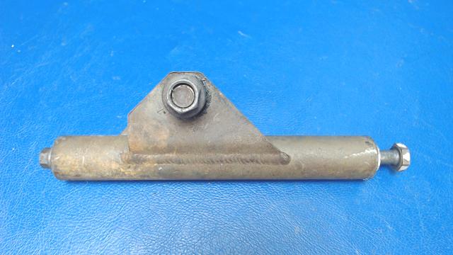 0760619-1 Cessna - HINGE- FLAP MOTOR