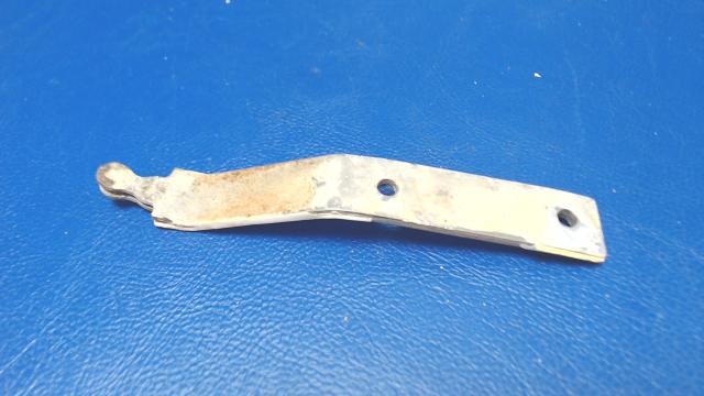 0426513-3 Cessna - STUD-DOOR STOP CATCH