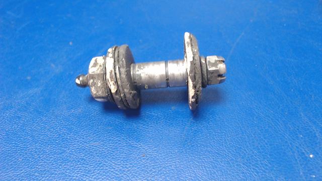 79543-02 Piper - BOLT - Main gear torque link