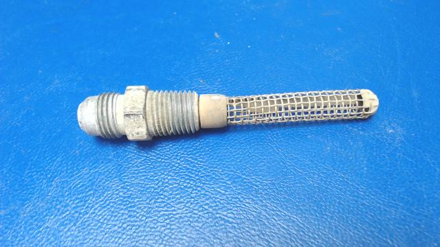 0422130 Cessna - STRAINER- FUEL TANK