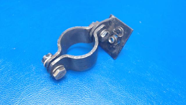 37656-00 Piper - Bracket - Cowl Support