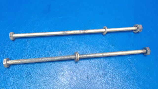 400 485 Piper - Bolt-Bobweight(AN3-62A) (QTY2)