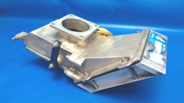 657555 Cessna - O-200-D CARB HEAT BOX