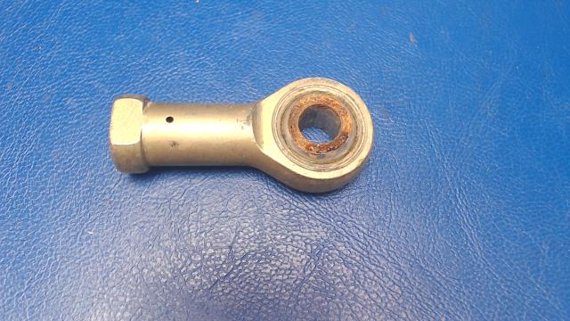 452 377 Piper - BEARING - Rod end