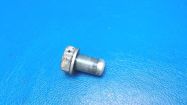 20828-00 Piper - Stud - Main Gear
