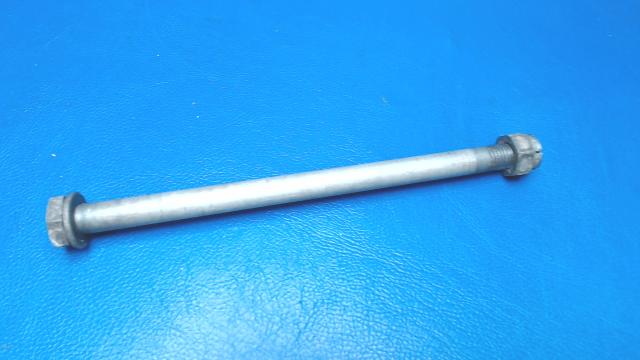 AN5-47 Cessna - NOSE WHEEL BOLT