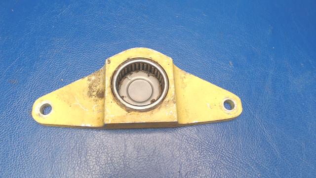 21041-00 Piper - BRACKET ASSEMBLY - Gear retracting tube