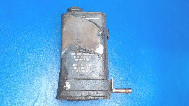 77969-02 Piper - Reservoir - Brake Fluid