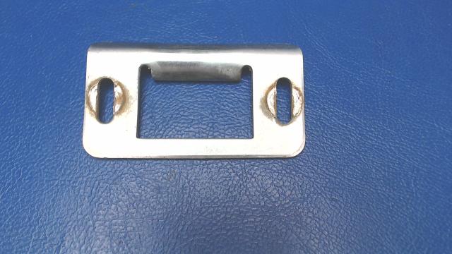 22609-00 Piper - PLATE - Cabin door latch striker lower