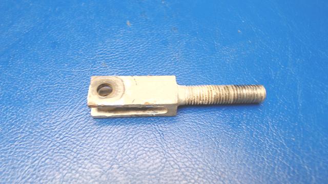 41132-00 Piper - CLEVIS - Male thread