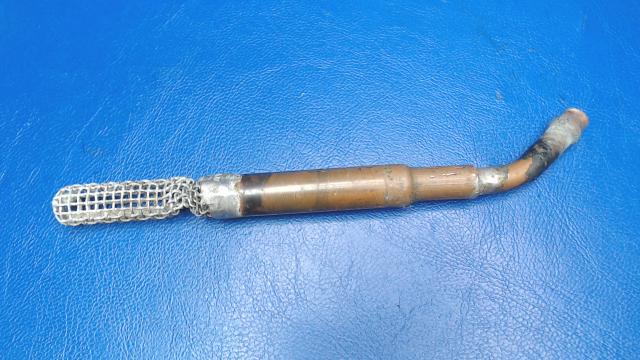 22267-00 Piper - STRAINER - Fuel tank finger (Screen damage - See photos)