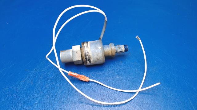 492 292 Piper - VALVE -Solenoid (1287-00-9)