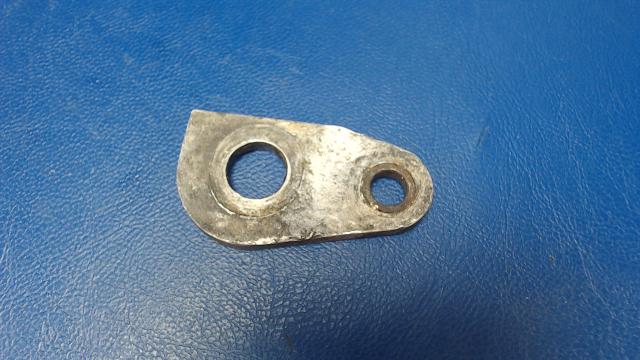 38261-02 Piper - PLATE - Nose gear trunnion downlock