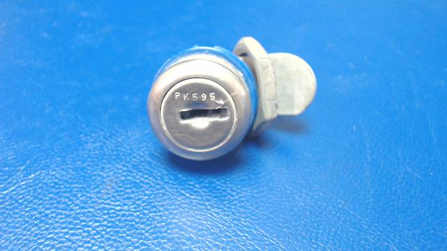 87329-08 Piper - LOCK - Baggage door w/CAM - NO KEY code PK595