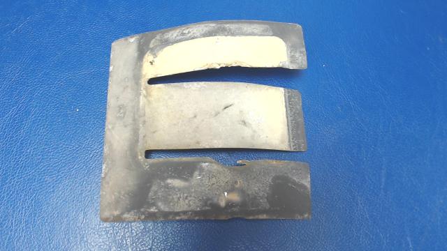 0541226-1 Cessna - COVER - STEP BRACKET