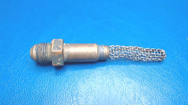 45-921541 Beechcraft - Strainer Assembly Fuel Cell Outlet (FINGER) (See photos)