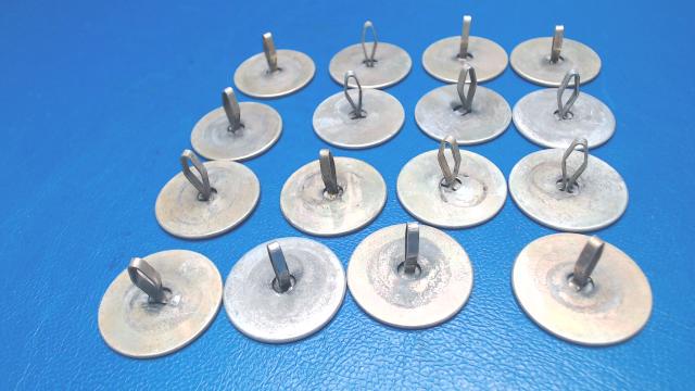 NPN Uniroyal - Tank Clip - Fuel Cell Attach (QTY 16)