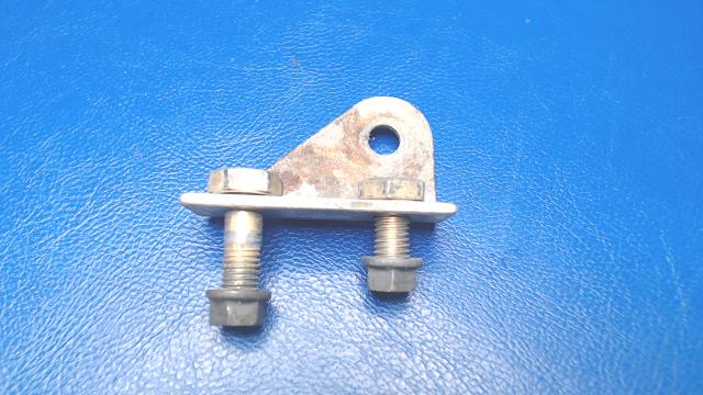 0510205-9 Cessna - FITTING-SEAT BELT OUTBD LH or INBD RH