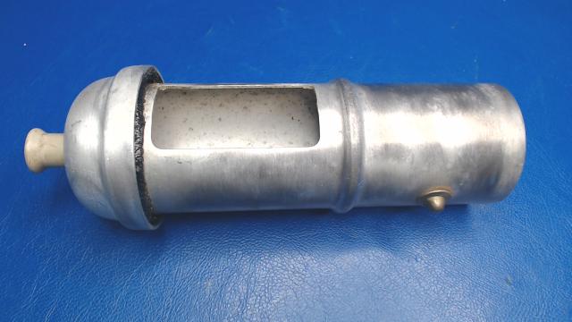 NPN Cessna - OUTLET CAP ASSEMBLY