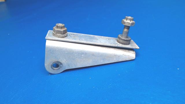 750013-000 Mooney - BRACKET-Flap Torque Tube