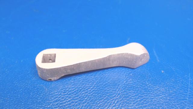 0716612-202 Cessna - HANDLE FUEL SELECTOR