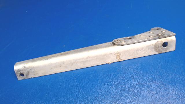 660064-000 Mooney - BRACKET-THROTTLE CONTROL (See details)