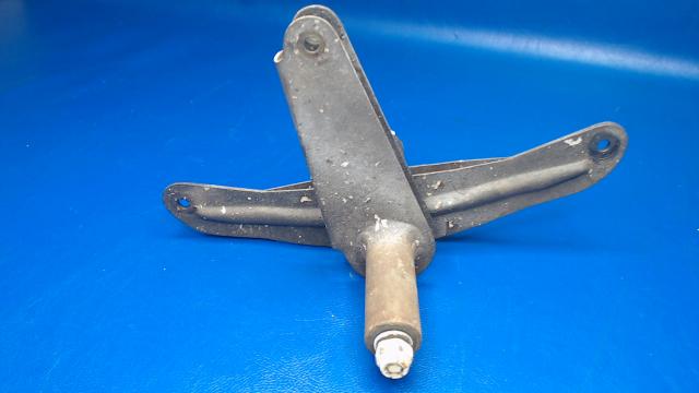 0523535 Cessna - Bellcrank - Left Flap
