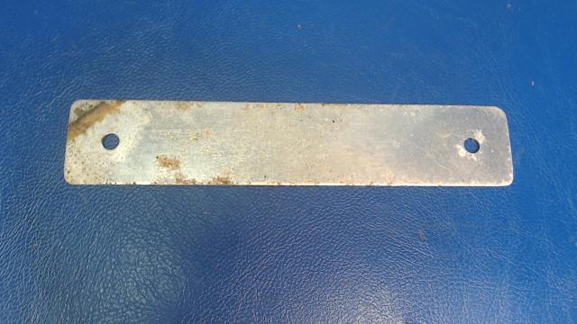 0400141-1 Cessna - RETAINER - FIREWALL UPHOLSTERY