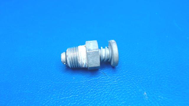 492 278 Piper - VALVE - FUEL DRAIN