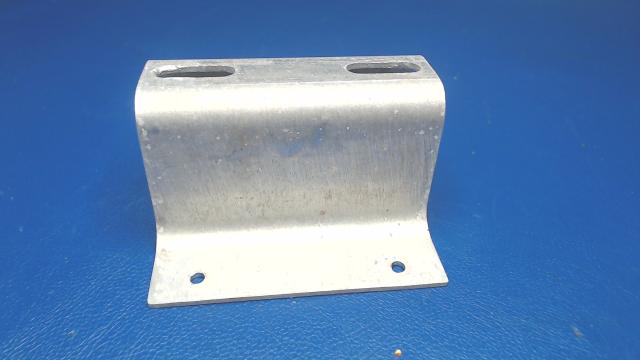0413511-1 Cessna - BRACKET-FUEL STRAINER