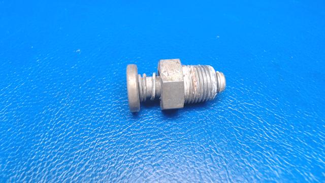 492 278 Piper - VALVE - FUEL DRAIN