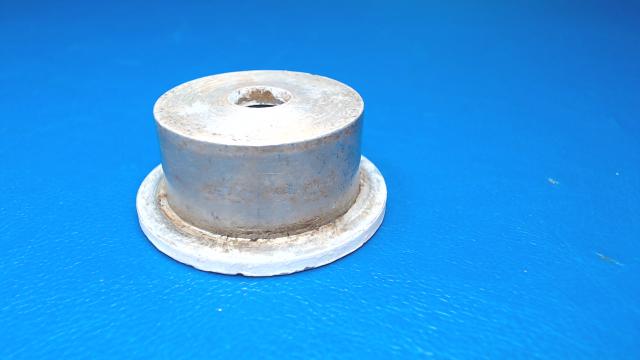 20825-00 Piper - PLUG - Wheel end