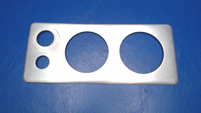 1945 WEMAC CO. - ESCUTCHEON - LH