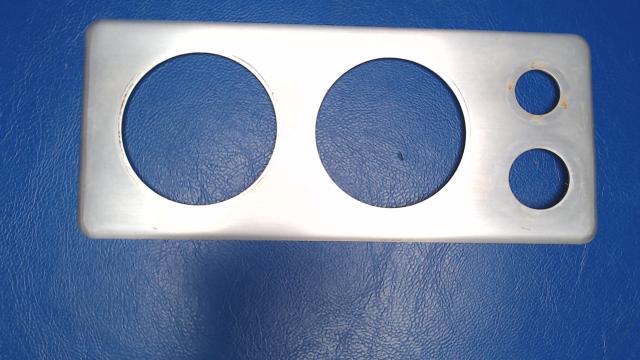 1945 WEMAC CO. - ESCUTCHEON - LH