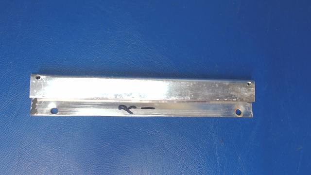 5119443-4 Cessna - TRACK - RH LWR FWD