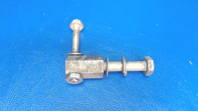 587 702 Piper - Arm - Prop Brush Modular Support (3E1935)