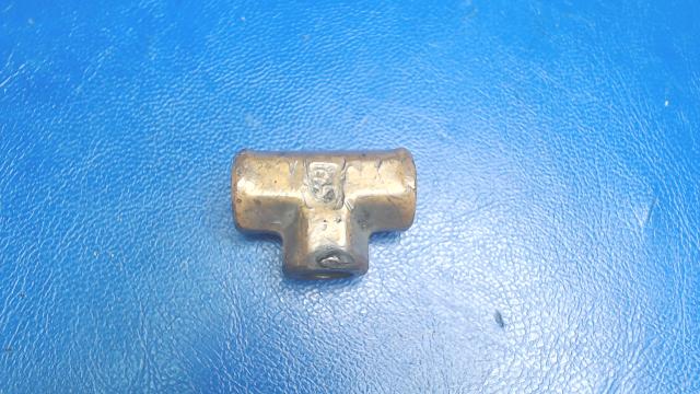 AS4857-01 Continental TSIO-360-EB - Tee (.125 ANPT Internal Thread)